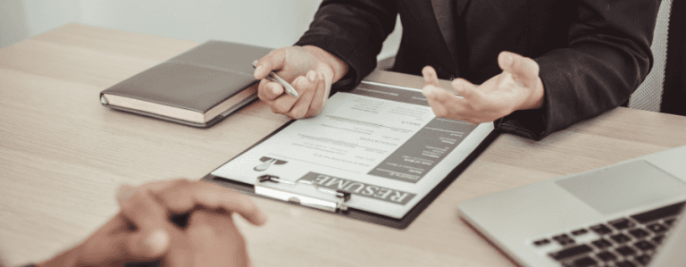 How to Use Alumni Networks to Build a Strong Employer Brand